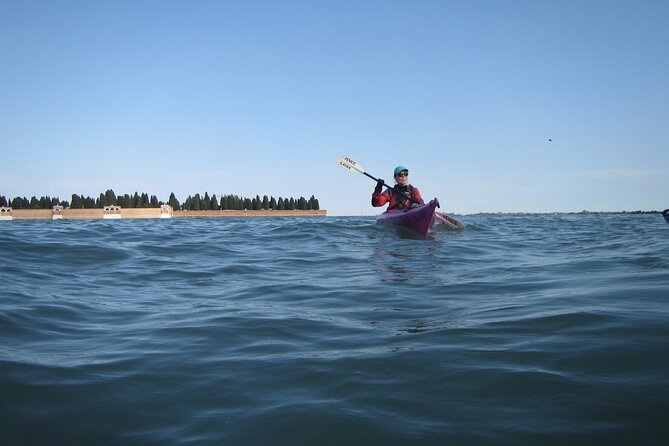 2 Hour Night Kayak Tour in Venice, premium experience with sunset - Premium price: is $168.20 worth it?