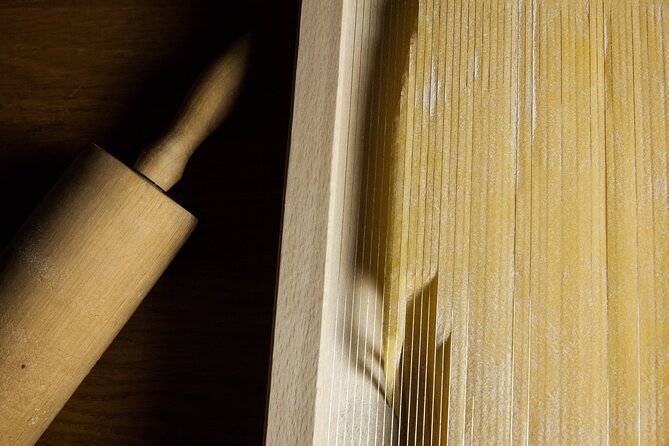 3 Hour Cooking Class: Homemade Pasta and Tiramisu in Venice - Tagliatelle or guitar pasta: the classic shapes lesson