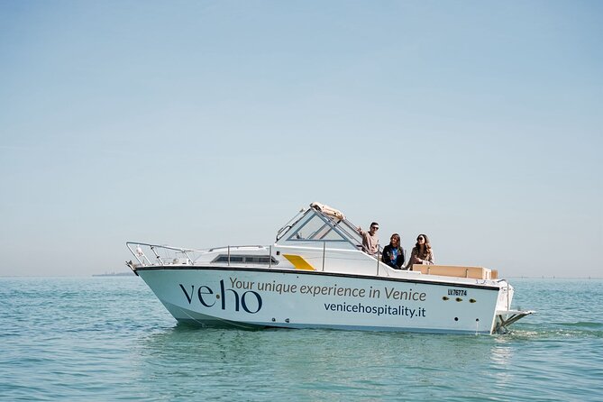 6-hour tour of Murano, Burano and Torcello by private boat - Burano: colorful houses, lace making, and the skill behind the tradition