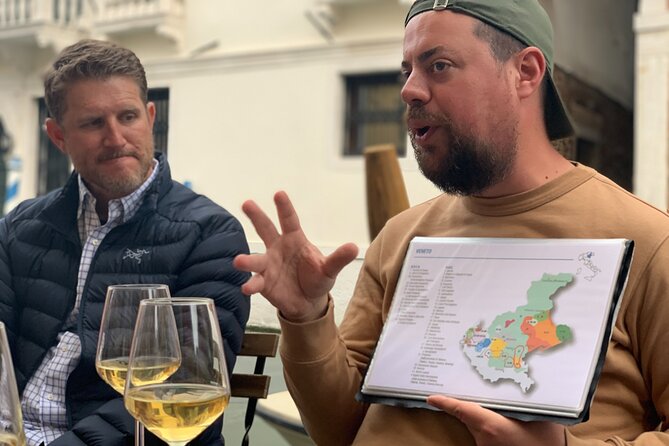 A Venetian Evening: Wine Tasting and Cicchetti with a Local Guide - Price and value: what $131.87 buys in Venice