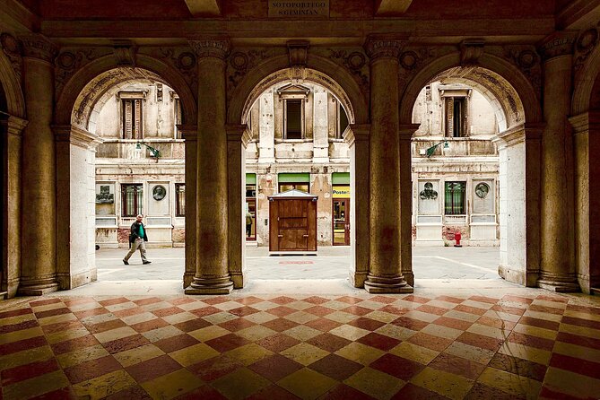 Afternoon in Venice : Basilica + Doge's Palace + Gondola - Where You Start in Venice: Turive Kiosk, meeting timing, and what to do first