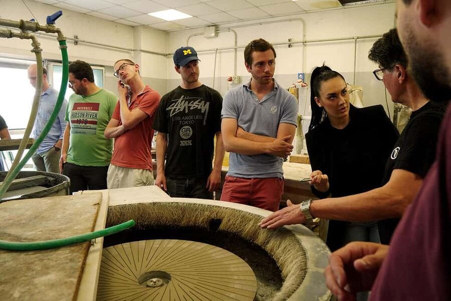 Arte Di Murano: Glass Factory Tour - Getting there the easy way: parking and no water-taxi needed