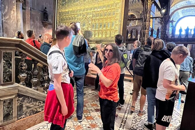 Basilica San Marco and the Pala d'Oro with Architect Guide - Meeting a Guide Like Cristina Caragia Makes the Difference