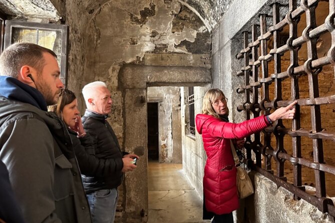 Best Of Venice: Saint Mark's Basilica, Doges Palace with Guide and Gondola Ride - What to wear and bring for St. Mark’s Basilica entry