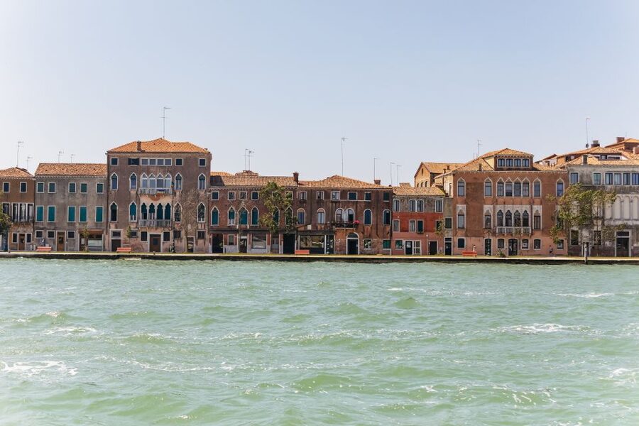Boat Trip: Glimpse of Murano, Torcello & Burano Islands - The onboard narration across the lagoon: helpful, not silent