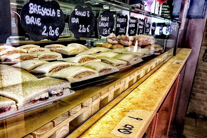 Brunetti's Venice: A Culinary Journey Through Leon's Mysteries - Stop 4: San Polo Bacaro Cicchetti, Small Plates With Big Personality