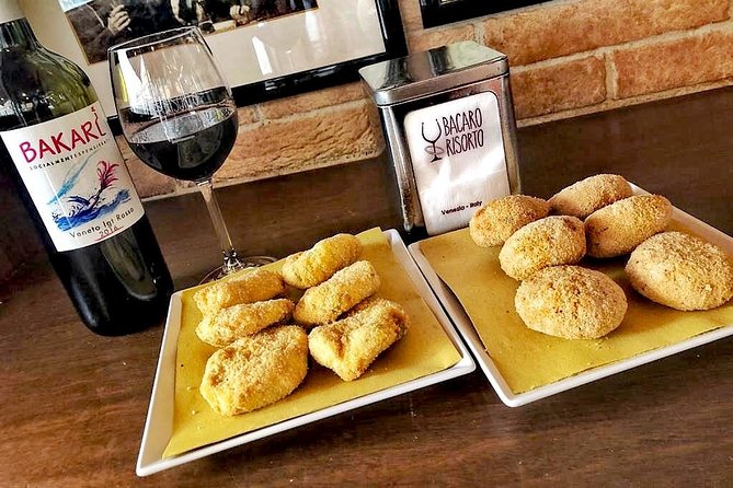 Brunetti's Venice: A Culinary Journey Through Leon's Mysteries - Stop 5: Dorsoduro Pastacceria, Coffee and Pastries Like Bussolai and Fritole