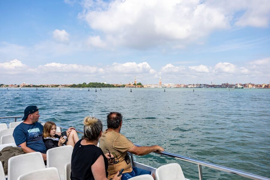 Chioggia-Venice: Day&Night Boat Transfer Round-Trip or 1-Way - A 90-Minute Lagoon Ride to Riva degli Schiavoni