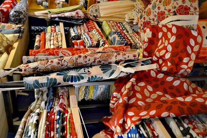 Creative Venice: Artisan Excellence and Craftsmen Workshops - Campo San Giacomo di Rialto: The Old-School Start That Changes Your Lens