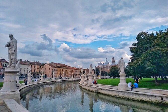 DA Venezia : Experience Padua like a local - Starting at Stazione FS di Padova, Then Hitting the City Squares
