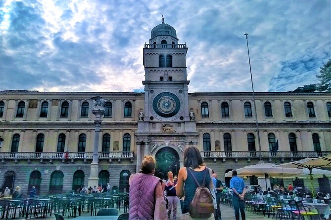 DA Venezia : Experience Padua like a local - Sotto il Salone: The Covered Market for Real Paduan Food Shopping