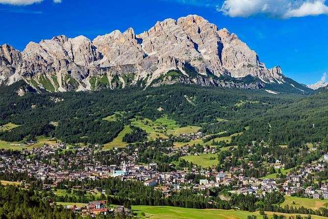 Discover the Dolomites, Cortina and Lake Braies from Venice - Lago di Braies: the highlight with two real options (walk or rowboat)
