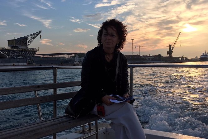 Discover Venice at sunset - The guide factor: Elisabetta Amadi’s pace, enthusiasm, and practical help