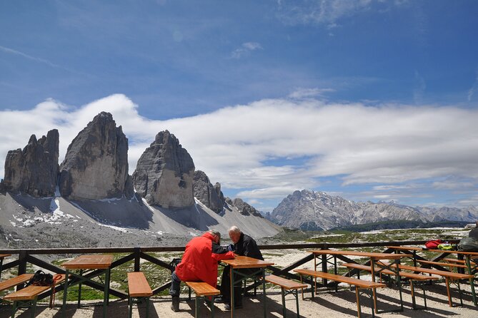 Dolomites & Cortina Small Group Tour from Venice - Auronzo di Cadore and Lake Auronzo: a quick stretch and a sweet stop