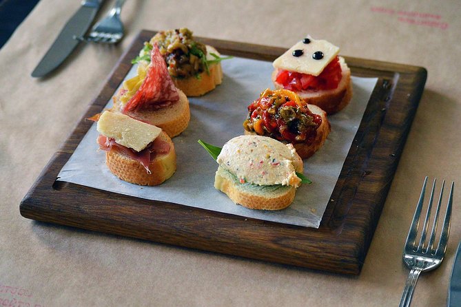 Eat Like a Local: Venice 3-Hour Small-Group Food Tasting Tour - How the guide makes or breaks the experience