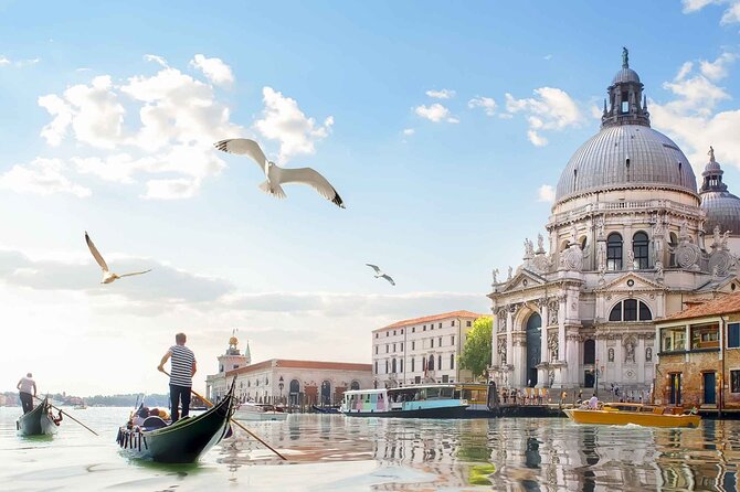 Enchanting Venice: City Walk & Majestic Gondola Ride! - Ponte di Rialto: The Short Bridge Moment That Still Counts
