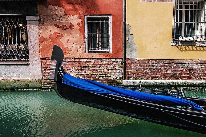 Enchanting Venice: Private Gondola Experience - Why a Private Gondola Still Feels Special in Crowded Venice