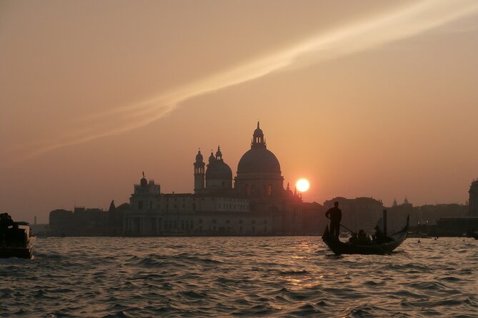 Enchanting Venice: Private Gondola Experience - Who This Gondola Ride Fits Best (and Who Might Be Disappointed)