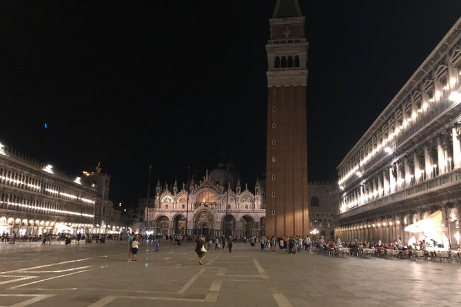 Exclusive Private Tour of Saint Mark's Basilica After Hours - Timing in Venice: why this starts in the evening and can shift