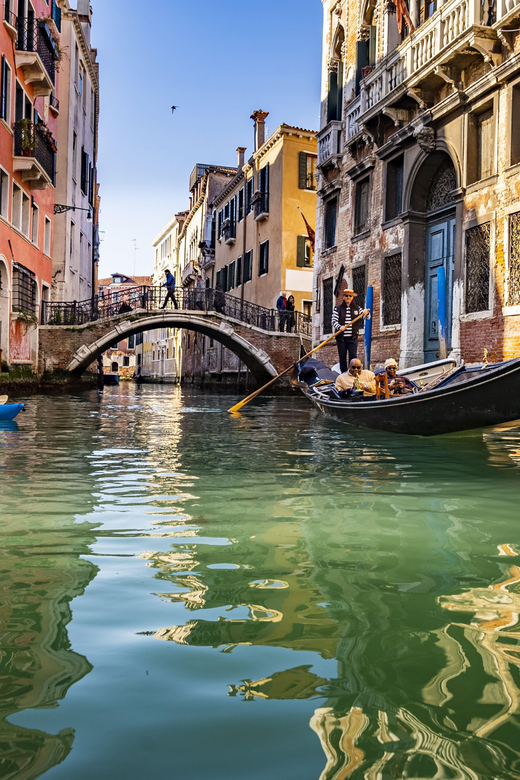 Family Kayaking Tour: Discovering Venice - What You See: Medieval Arsenal and Authentic Canals of Castello