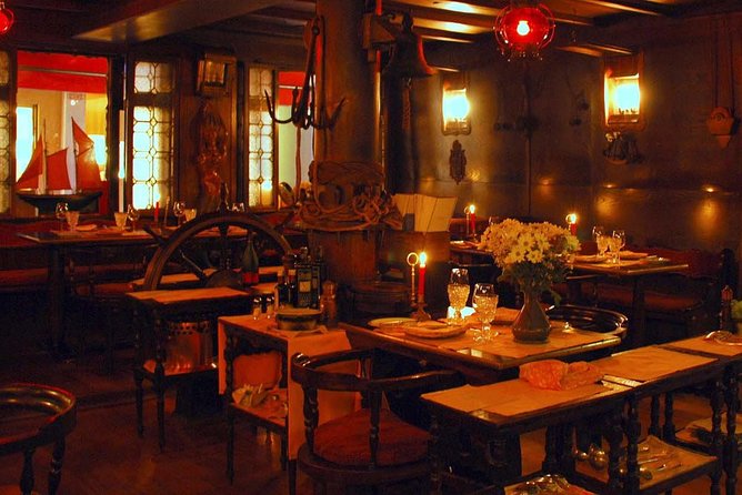 Four-course Food & Wine Pairing Elegant Dinner in Venice - Service Style and Group Setup: Private and Helpful