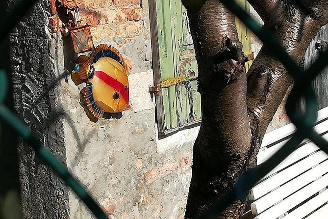 FriendInVenice Murano Burano Torcello Private Tour By Luxury Boat - Burano: quiet calli, bright houses, and lace made by real people