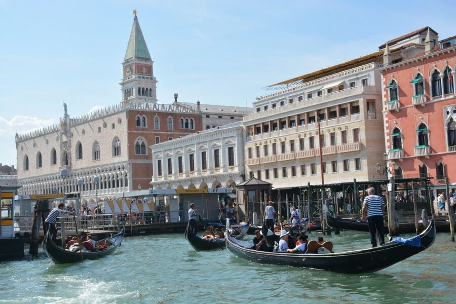 From Lake Garda: Full-Day Guided Group Tour of Venice - Entering St. Mark’s Square: guided walk with headphones