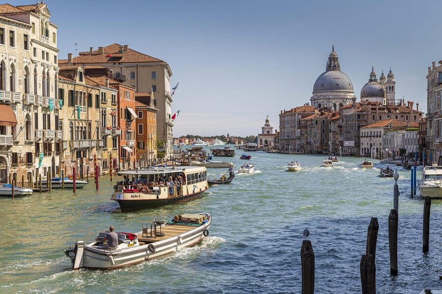 From Lake Garda: Venice City and Lagoon Guided Tour - How Organized It Feels on a Full-Day Schedule
