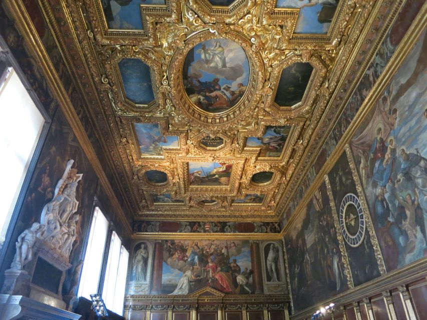 Full Venice Walking Tour: Doge's Palace and St. Mark's - Campo Santa Maria Formosa and SS. Giovanni e Paolo: a quieter stop with big meaning