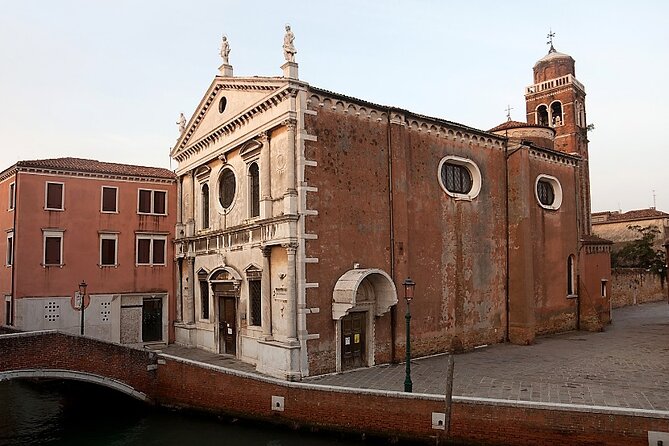 Gay Life in Venice from the Middle Ages to Present Days - Ponte delle Tette: red-light district meets cat masks