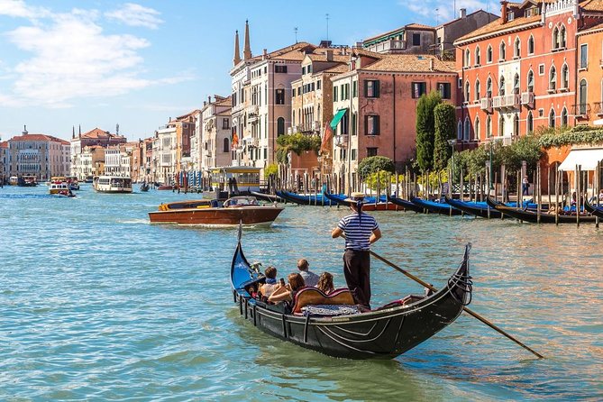Gondola ride and dinner in Venice - Key things to know before you go
