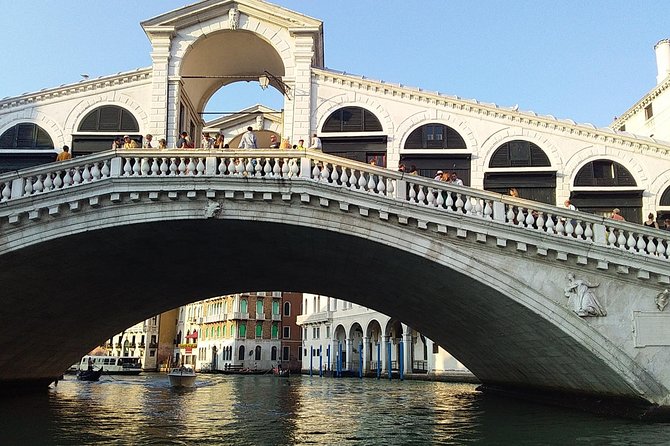 Grand Canal boat tour and Murano glass experience with Hotel pick up - Inside the Colleoni Murano glass factory: watch glass work, then browse at your pace
