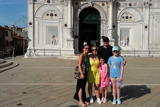 Guided Sightseeing Tour of Venice Highlights for Kids & Families - Stop 1: Campo San Zaccaria to Centro Storico di Venezia in 30 minutes