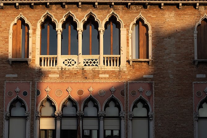 Hidden Venice Photo Tour with your phone! - The Smartphone Skills You Will Actually Use After the Walk