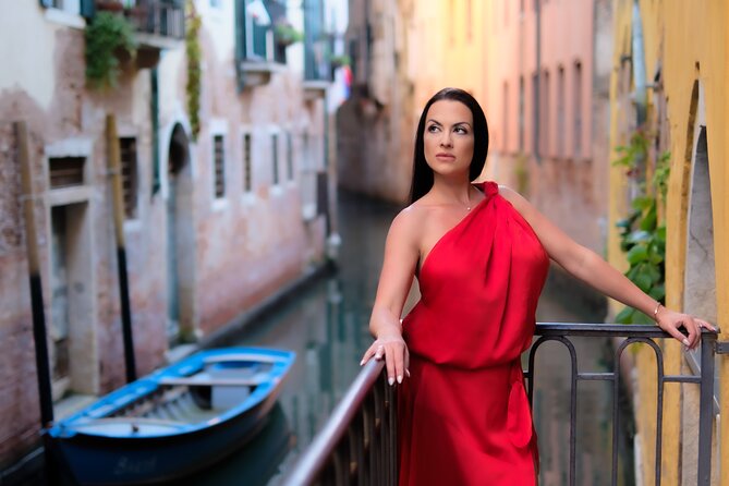Iconic Photos and Adventure in Venice - Start at Ponte di Rialto, Then Get the Iconic Shot Fast