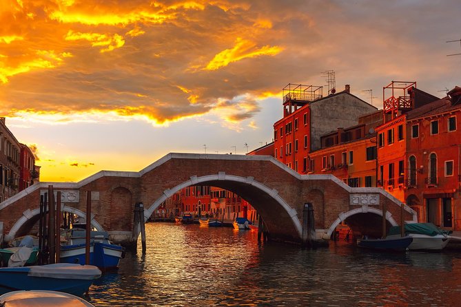 Jewish Ghetto and Cannareggio Private Tour in Venice - Meeting at Ponte delle Guglie and Setting Your 2 Hour Rhythm