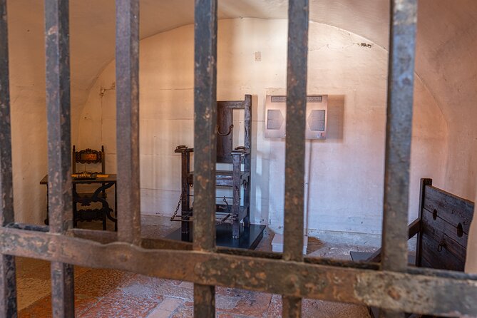 Lords of the Night Prisons Palace: Cells & Torture Tools Visit - Council of Ten Justice: Why Venice Did Things Differently
