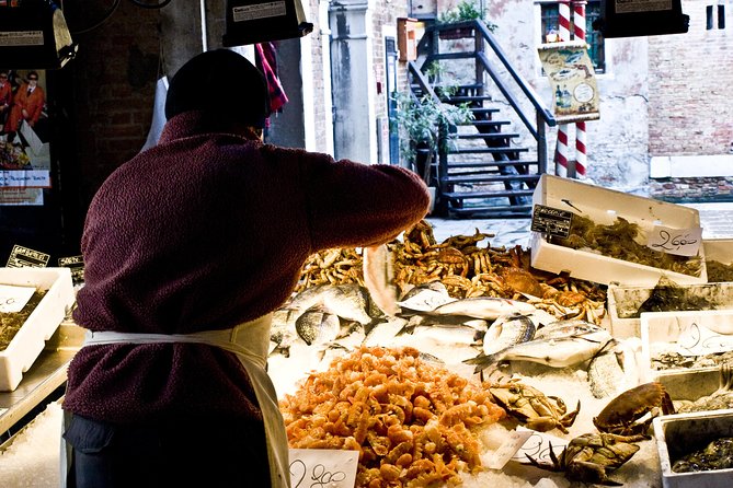 Market Tour and Dining at a Local's Home in Venice - Market Shopping and Traditional Food Stops Before You Cook