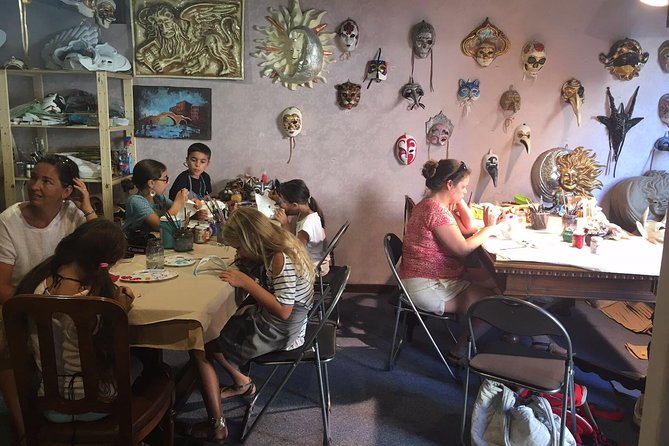 Mask Workshop - Paint Your Own Venetian Mask in Venice, Italy - Logistics: Getting There, Going Rain or Shine, and Watching for Tides
