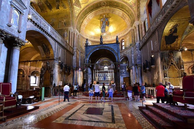 Morning Venice Walking Tour plus St Mark's Basilica Guided Visit - Price value: why $89.94 can be a smart trade in Venice