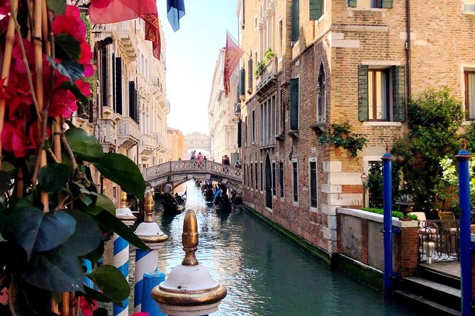 Morning Walking Tour of Venice with Gondola Ride - Gondola Ride: Short, Collective, and Mostly About the Views