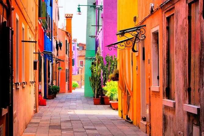 Murano and Burano Islands Semi-Independent Tour - Meeting at Riva degli Schiavoni and finding your place fast