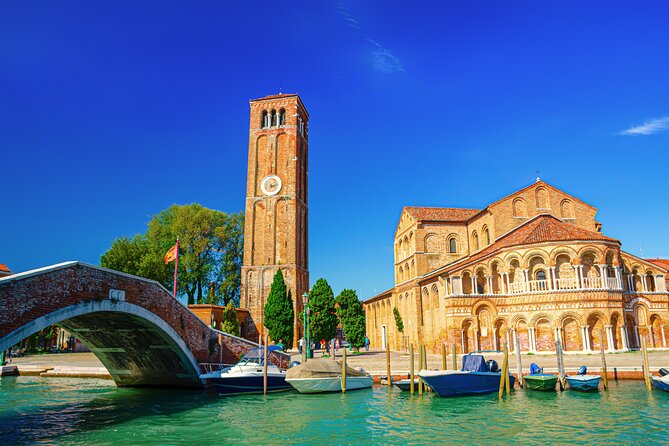 Murano & Burano Islands Guided Small-Group Tour by Private Boat - Practical tips that make your day easier