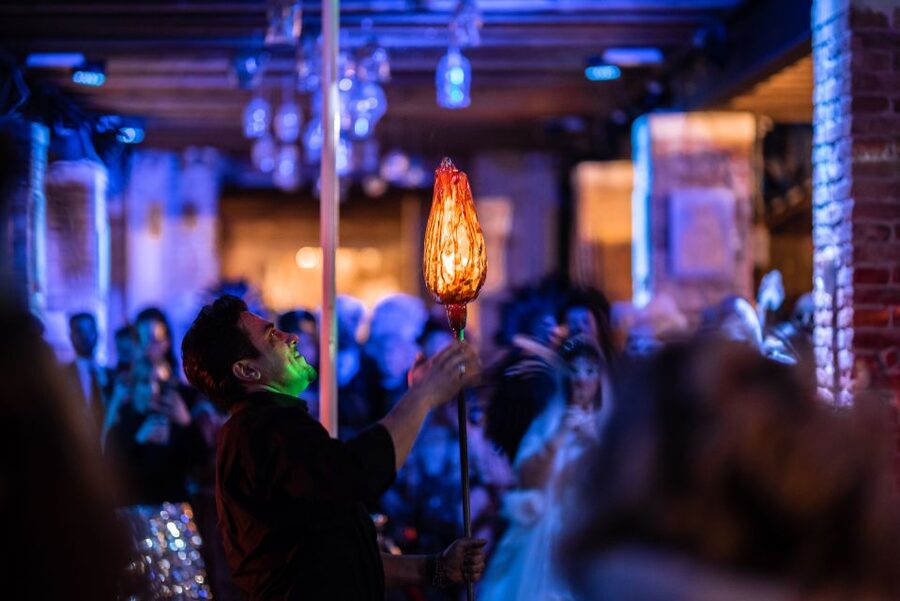Murano: Glass Blowing Demonstration with Optional Drinks - Should you book this Murano glass demonstration?