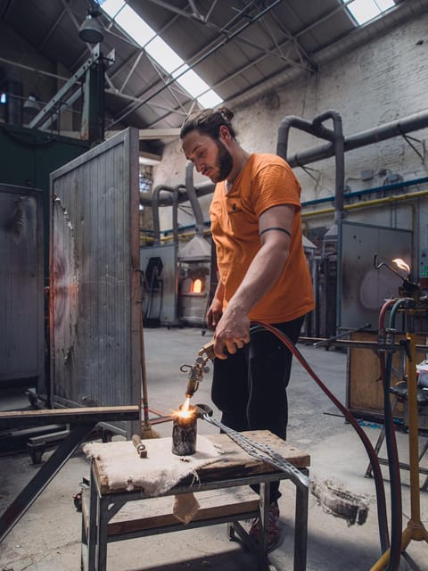 Murano: Glassblowing Workshop for Beginners - Getting to the right place in Murano, and the meeting point that avoids chaos