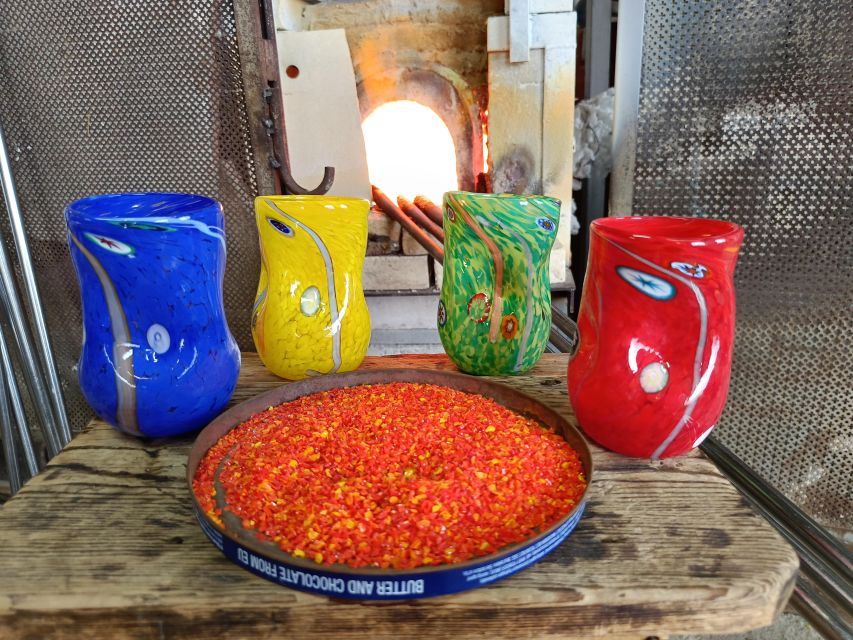 Murano: make your item with a glass master and take it home - The 1-hour flow, from demo to your own glass blowing