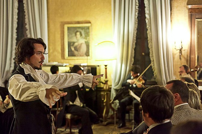 Musica a Palazzo 'Traveling Opera' Performance in Venice - Which Operas Fit Best: Barber, Traviata, or Rigoletto