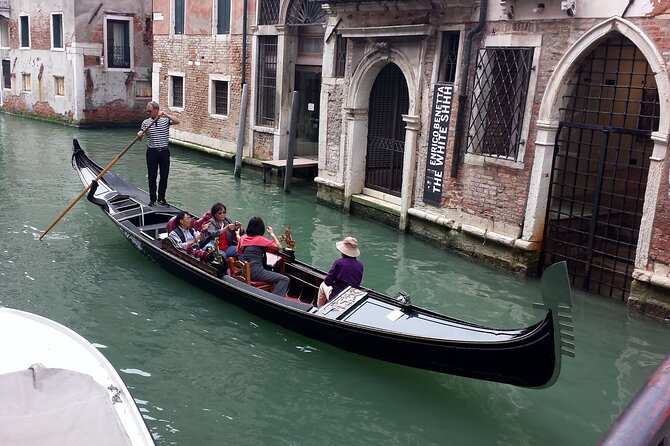 One Day Tour in Venice - St Mark’s Basilica and the Loggia View: Your First 60 Minutes in Venice