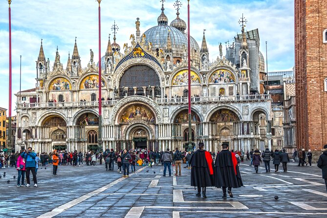 One Day Tour in Venice - Inside the Doge’s Palace: Gothic- Venetian Power Meets Real-World Prison Rooms