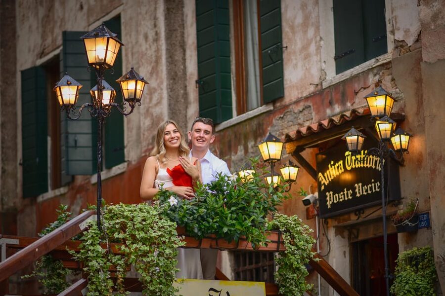 Photoshoot in Venice: Your Story, Our Lens - Book Now! - Pro-only equipment, pose coaching, and why Daniel’s style feels easy